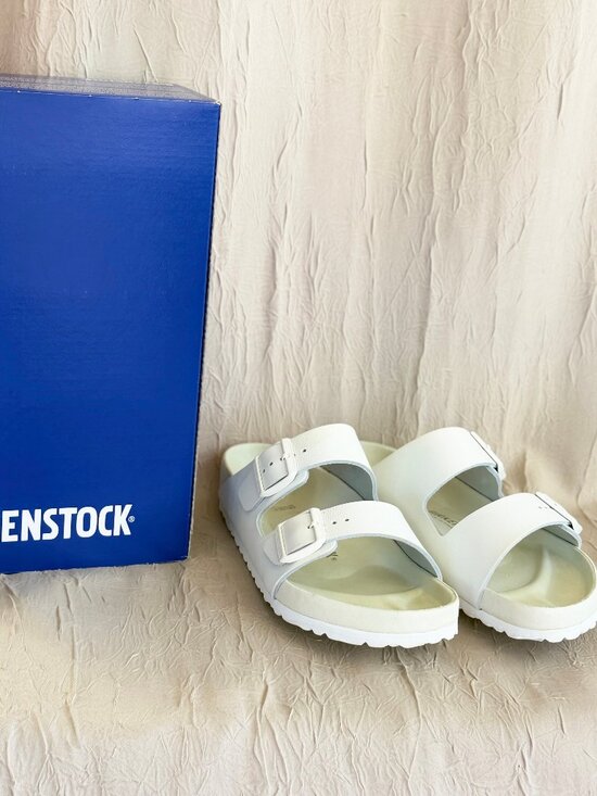 Birkenstock Shoes - Birkenstock Arizona BS Regular Women 8 Men 6 White Leather Sandal 1026803 Unisex